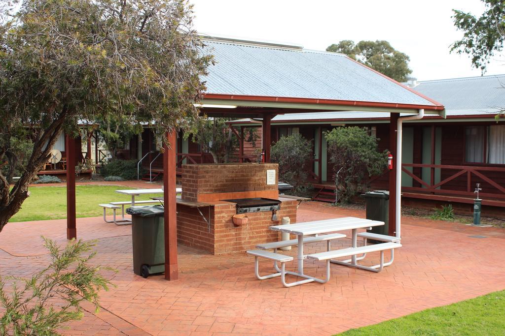 Aussie Cabins Hotel Дабо Стая снимка